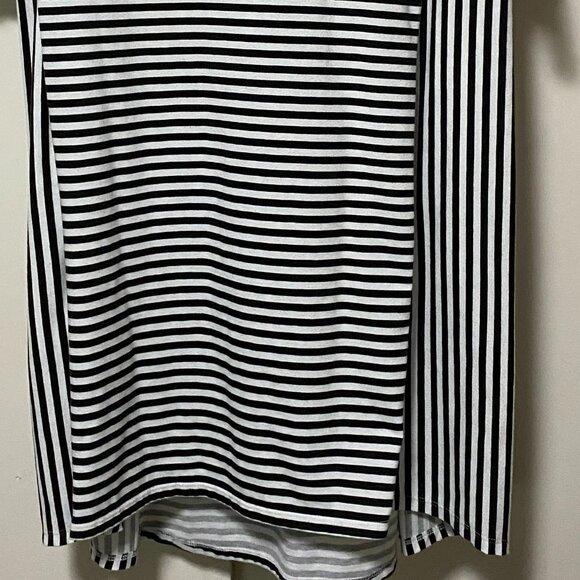 Peyton & Parker 1/2 sleeve navy & white stripe dress, size M - Picture 6 of 8